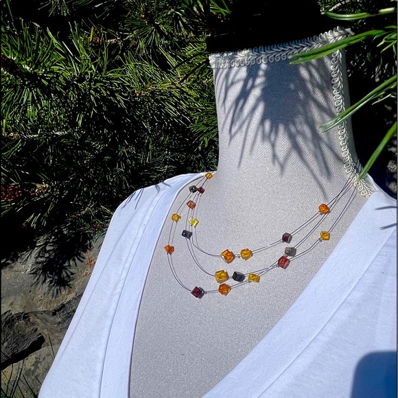 Amber necklace - Picture 2 of 4